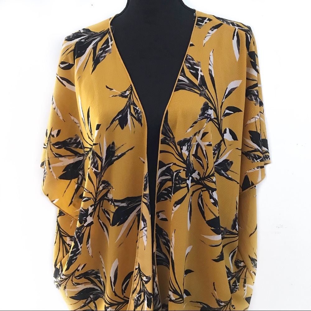 Color Swatch | Mustard Print Kimono